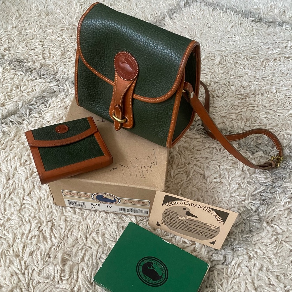Vintage Dooney & Bourke Small Essex Shoulder bag & wallet